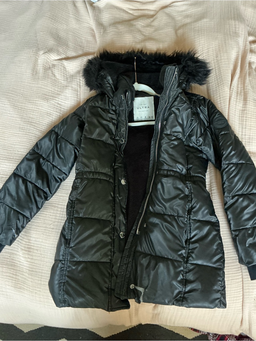 Abercrombie & Fitch Black Hooded Kids Puffer Coat with Faux-Fur Trim